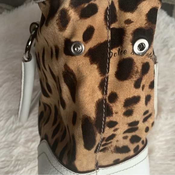 Vintage Dolce & Gabbana Leopard Print Satchel/Bag with Off White Leather Trim - Picture 11 of 15